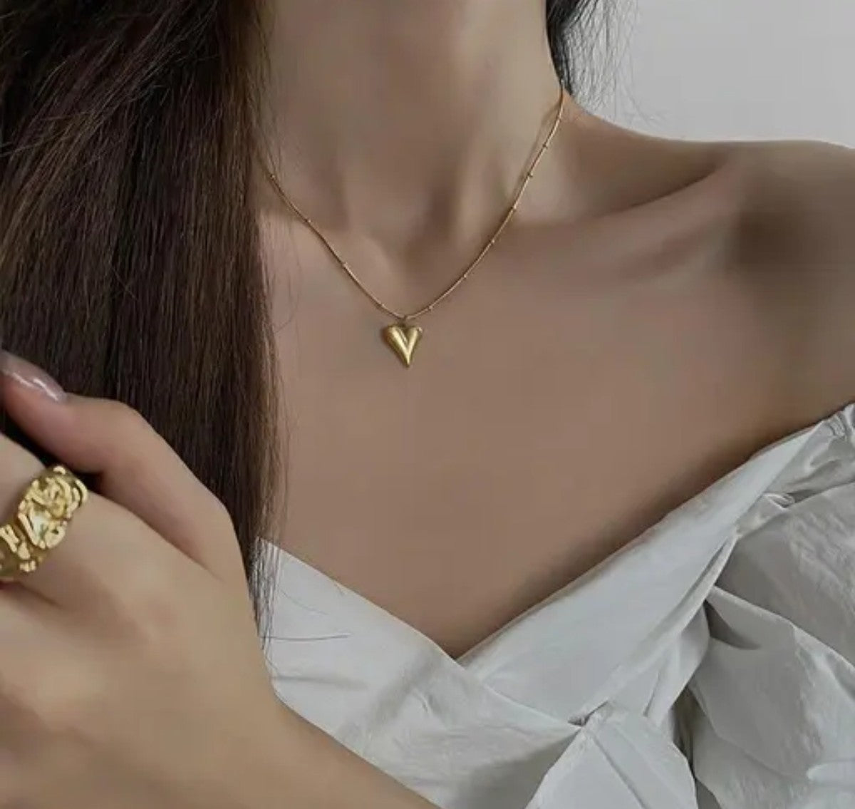 Gold heart necklace
