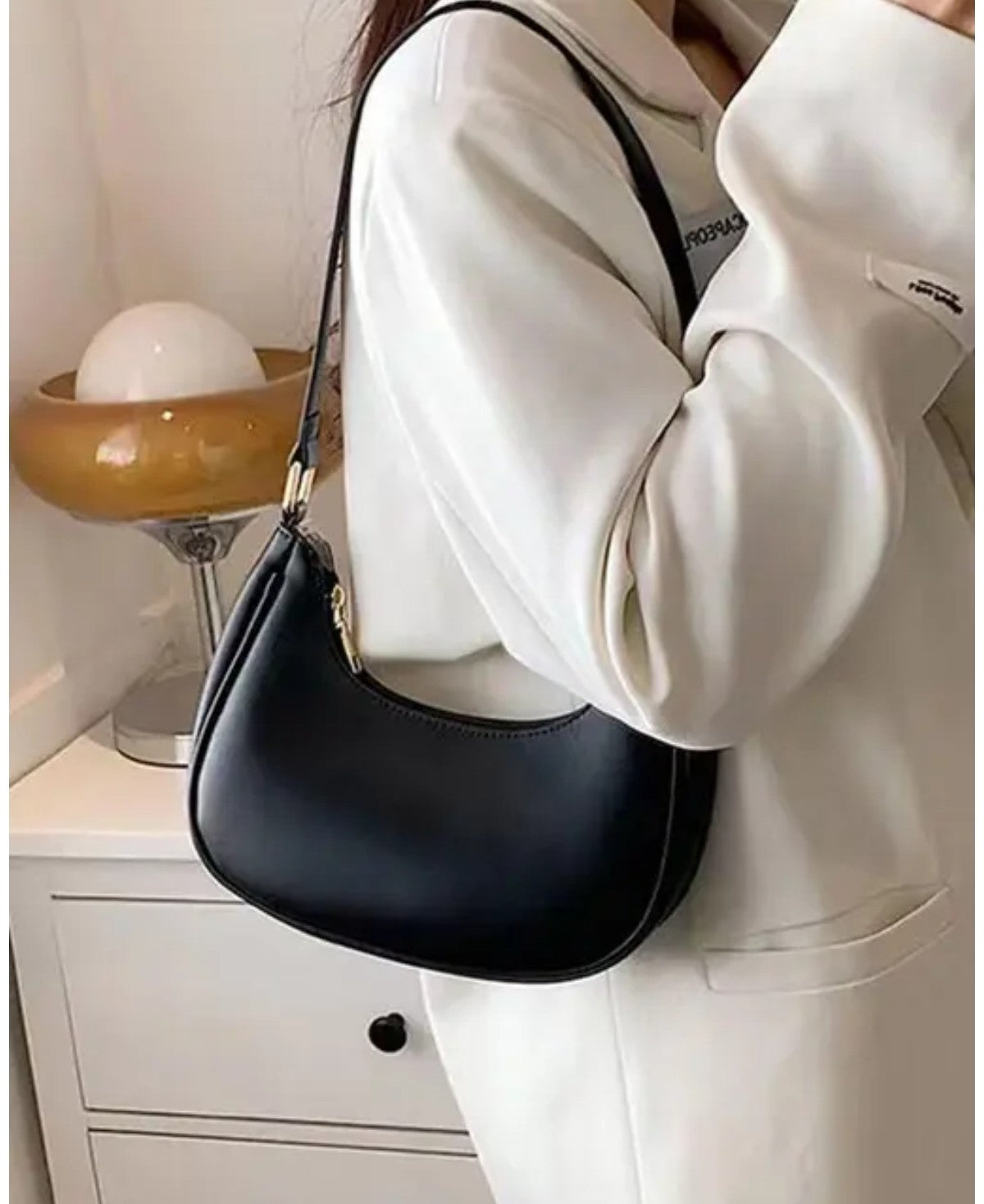 Black shoulder bag