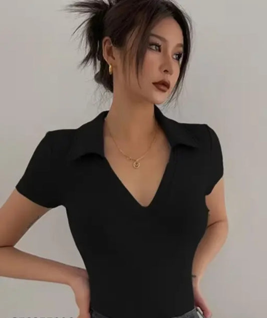 Black collar tee
